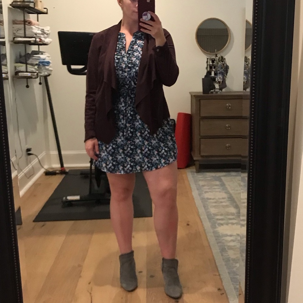 Gap Dress only. Could dress this for Fall with a nice light jacket! Size M